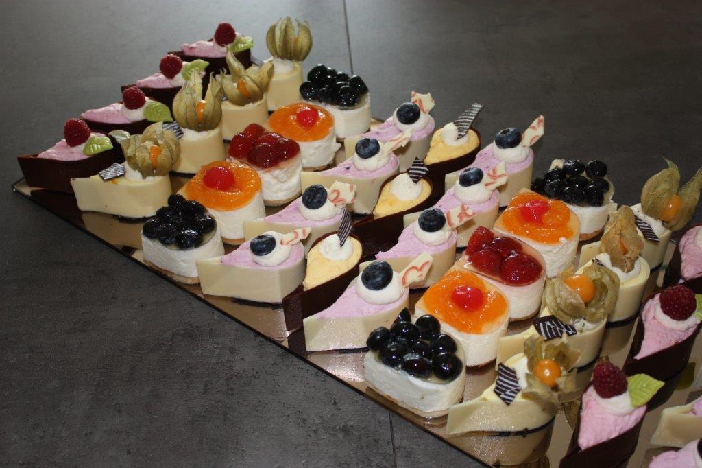 bunter Dessertteller